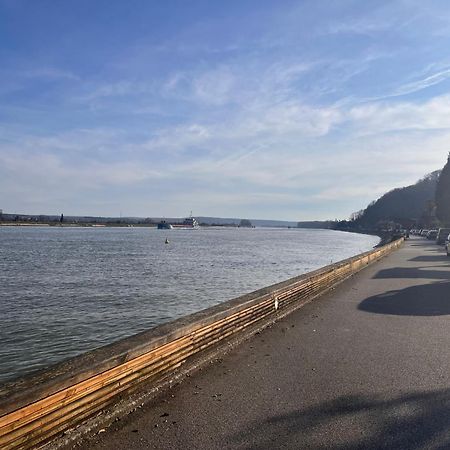 Gite La Fleur De Seine Villequier Exteriör bild